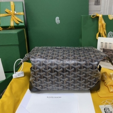 Goyard Clutch Bags